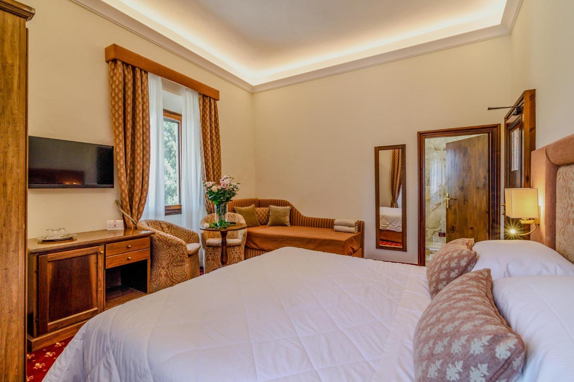 Villa Lecchi Hotel Wellness Colle Val D'Elsa Exterior photo